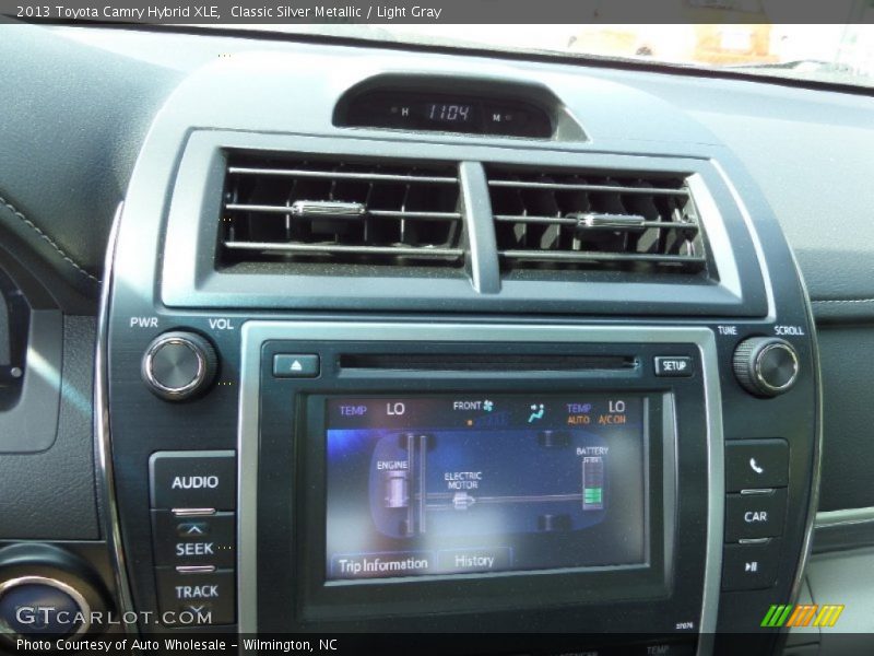 Classic Silver Metallic / Light Gray 2013 Toyota Camry Hybrid XLE