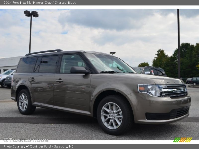Mineral Gray / Charcoal Black 2014 Ford Flex SE