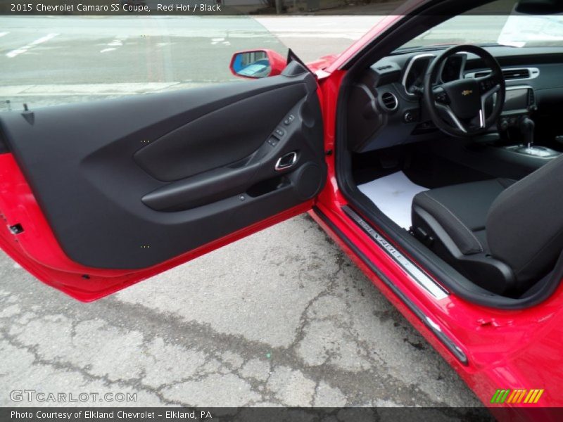 Red Hot / Black 2015 Chevrolet Camaro SS Coupe