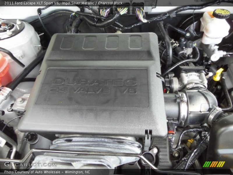 Ingot Silver Metallic / Charcoal Black 2011 Ford Escape XLT Sport V6