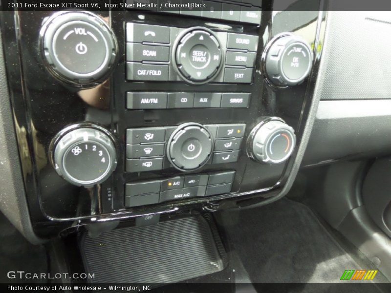 Ingot Silver Metallic / Charcoal Black 2011 Ford Escape XLT Sport V6