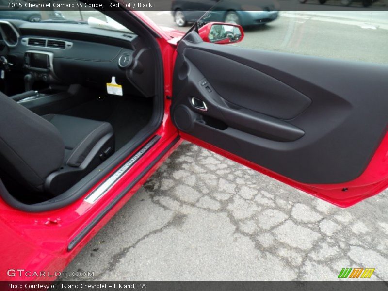 Red Hot / Black 2015 Chevrolet Camaro SS Coupe
