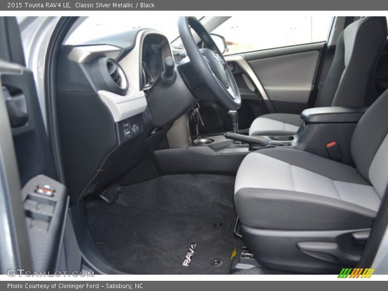 Classic Silver Metallic / Black 2015 Toyota RAV4 LE