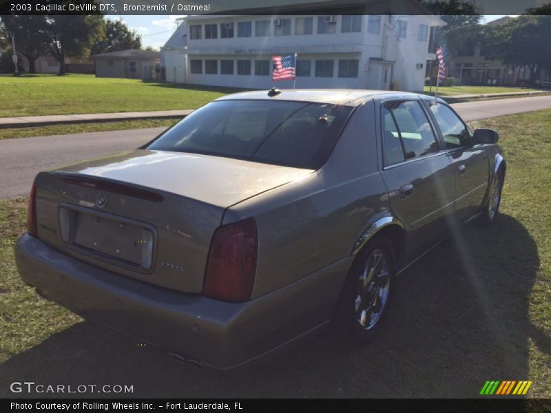 Bronzemist / Oatmeal 2003 Cadillac DeVille DTS