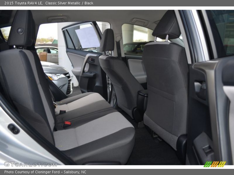 Classic Silver Metallic / Black 2015 Toyota RAV4 LE