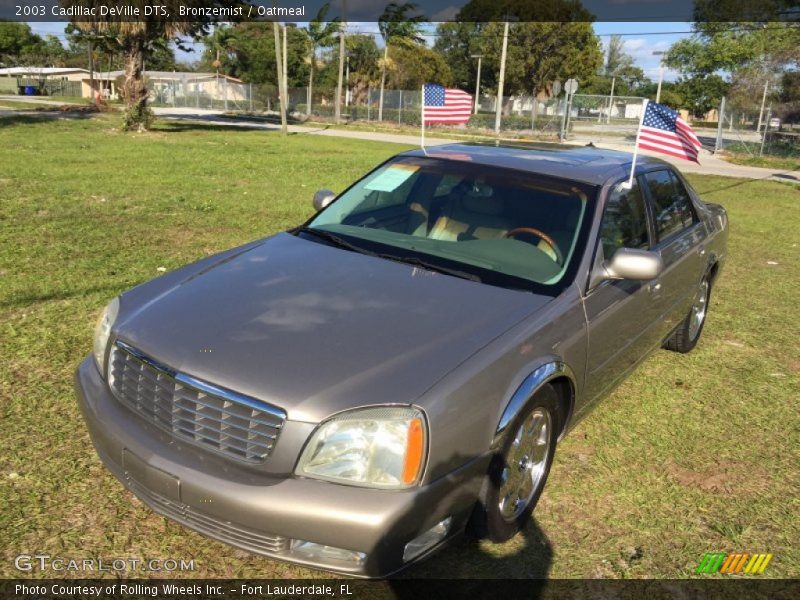 Bronzemist / Oatmeal 2003 Cadillac DeVille DTS