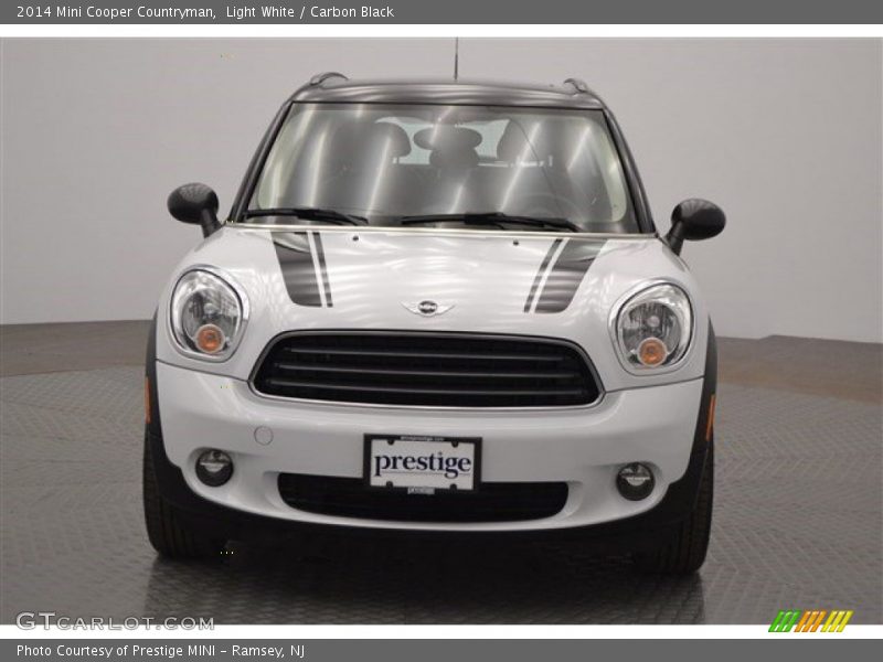 Light White / Carbon Black 2014 Mini Cooper Countryman