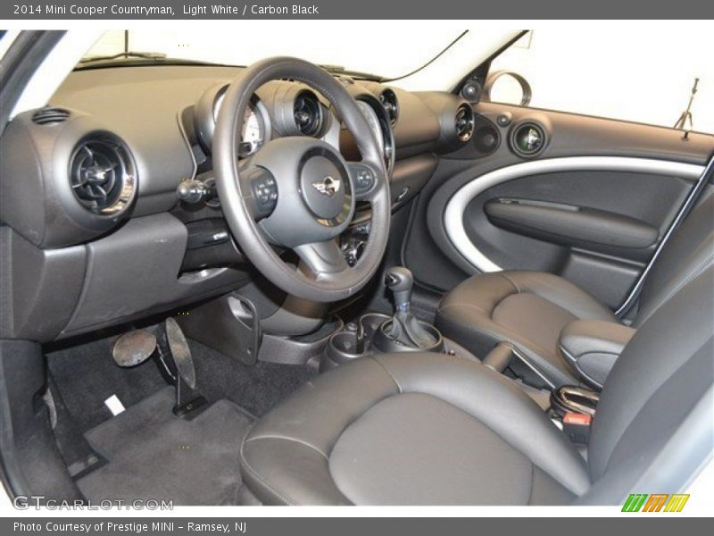 Light White / Carbon Black 2014 Mini Cooper Countryman