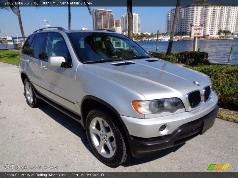 Titanium Silver Metallic / Grey 2002 BMW X5 3.0i