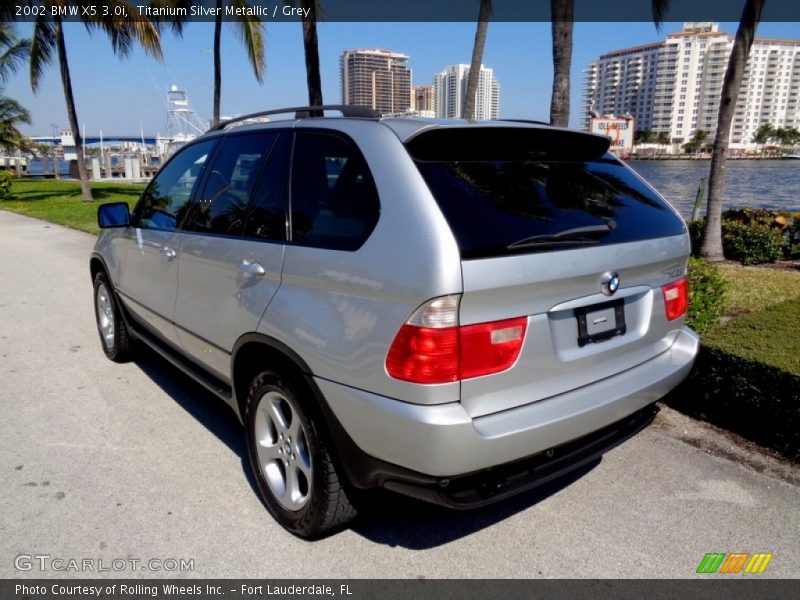 Titanium Silver Metallic / Grey 2002 BMW X5 3.0i