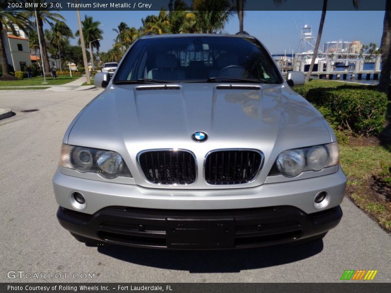 Titanium Silver Metallic / Grey 2002 BMW X5 3.0i