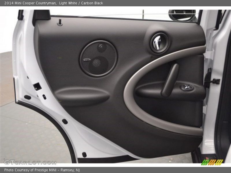Light White / Carbon Black 2014 Mini Cooper Countryman