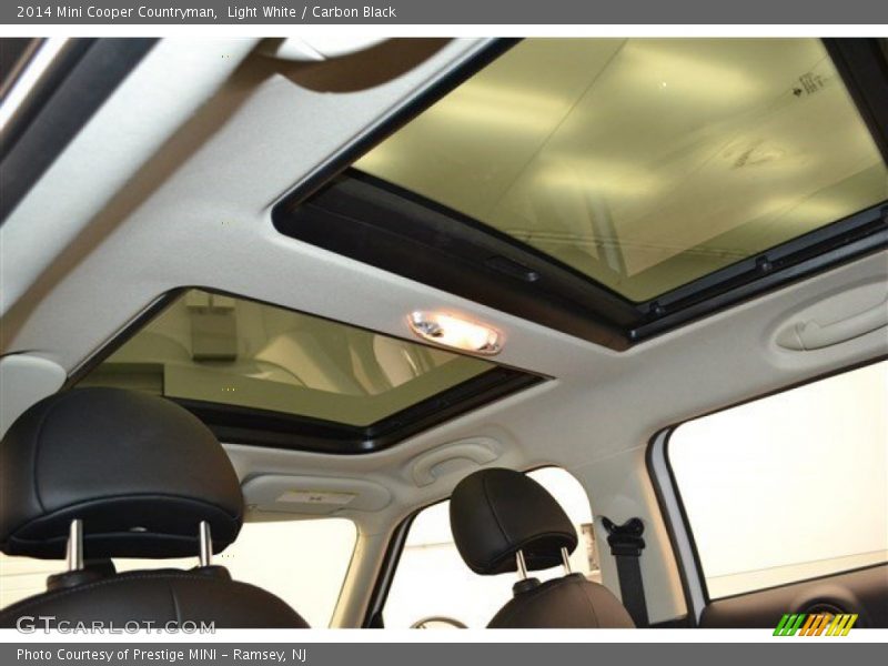Light White / Carbon Black 2014 Mini Cooper Countryman