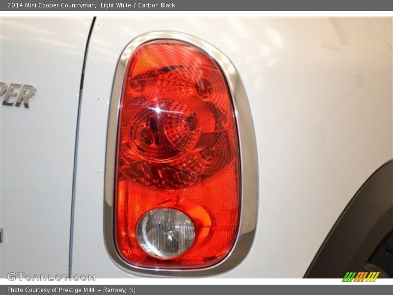 Light White / Carbon Black 2014 Mini Cooper Countryman