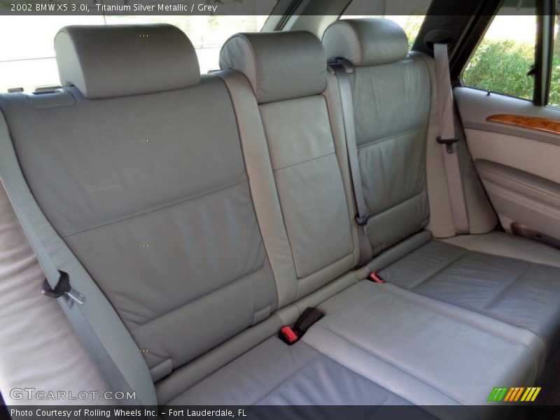 Titanium Silver Metallic / Grey 2002 BMW X5 3.0i