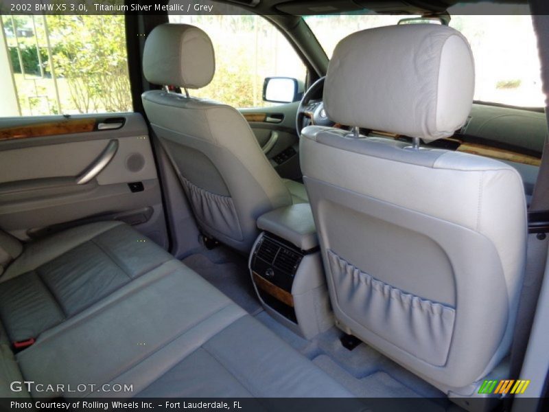 Titanium Silver Metallic / Grey 2002 BMW X5 3.0i