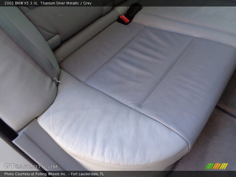Titanium Silver Metallic / Grey 2002 BMW X5 3.0i