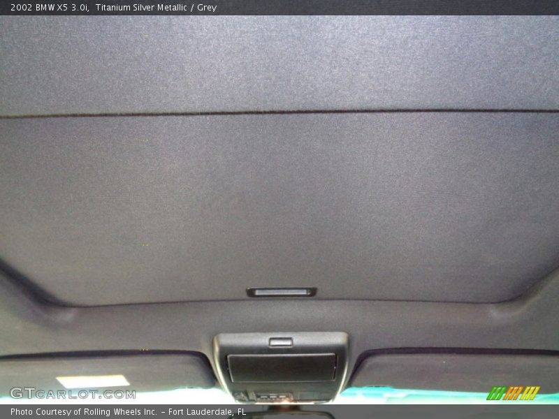 Titanium Silver Metallic / Grey 2002 BMW X5 3.0i