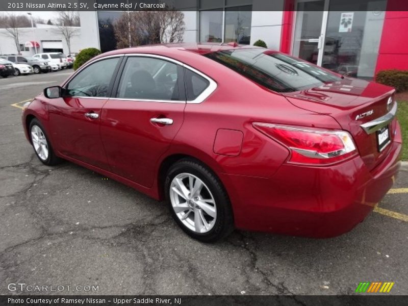 Cayenne Red / Charcoal 2013 Nissan Altima 2.5 SV
