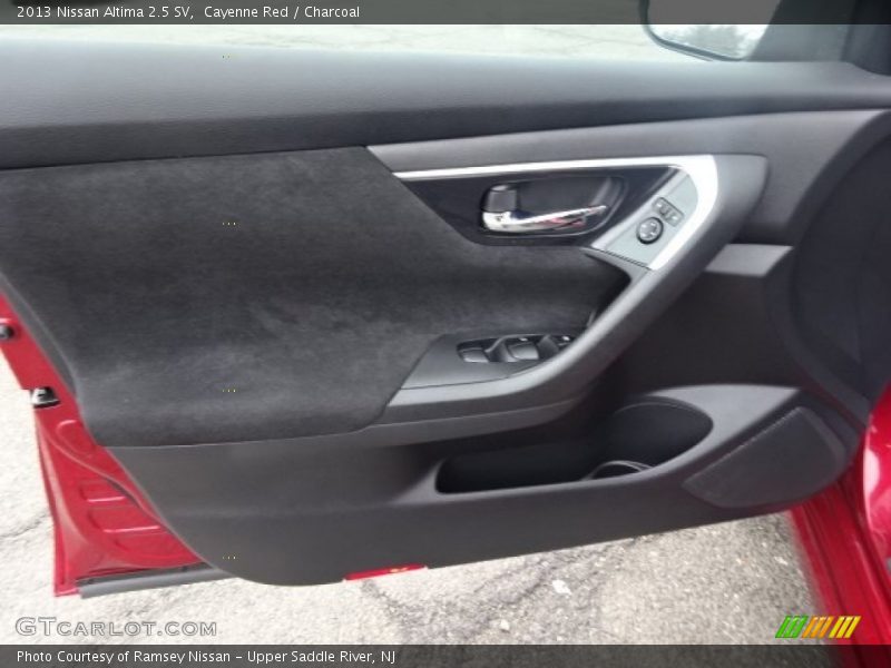 Cayenne Red / Charcoal 2013 Nissan Altima 2.5 SV