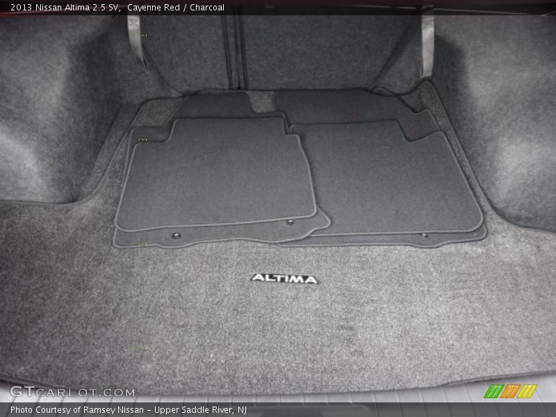 Cayenne Red / Charcoal 2013 Nissan Altima 2.5 SV