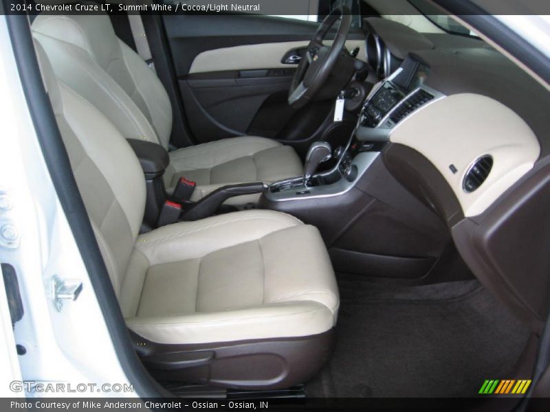 Summit White / Cocoa/Light Neutral 2014 Chevrolet Cruze LT