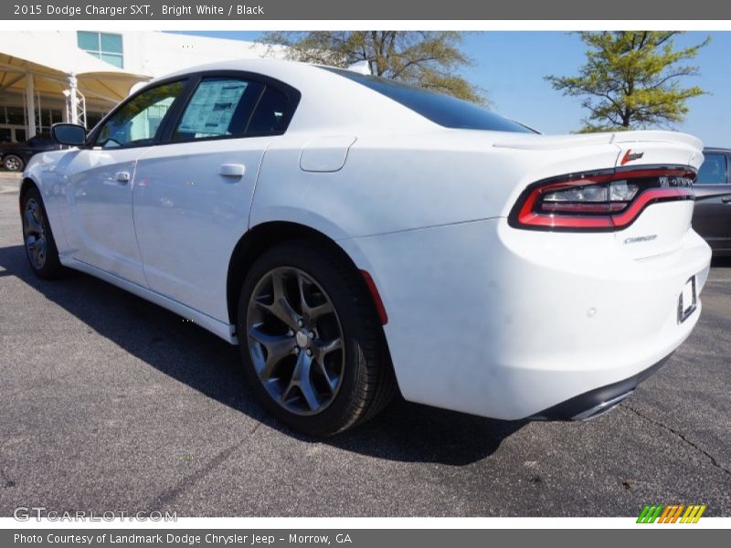 Bright White / Black 2015 Dodge Charger SXT