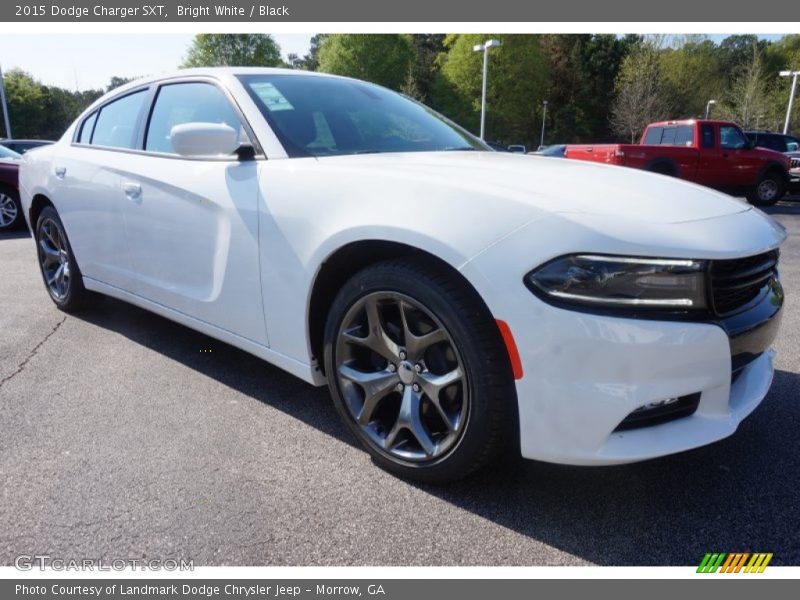 Front 3/4 View of 2015 Charger SXT