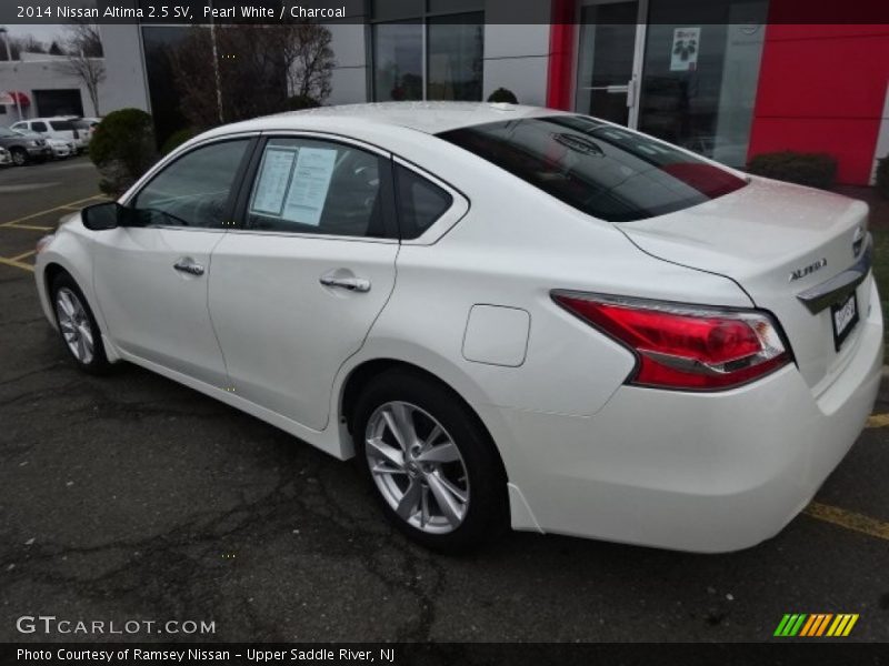 Pearl White / Charcoal 2014 Nissan Altima 2.5 SV