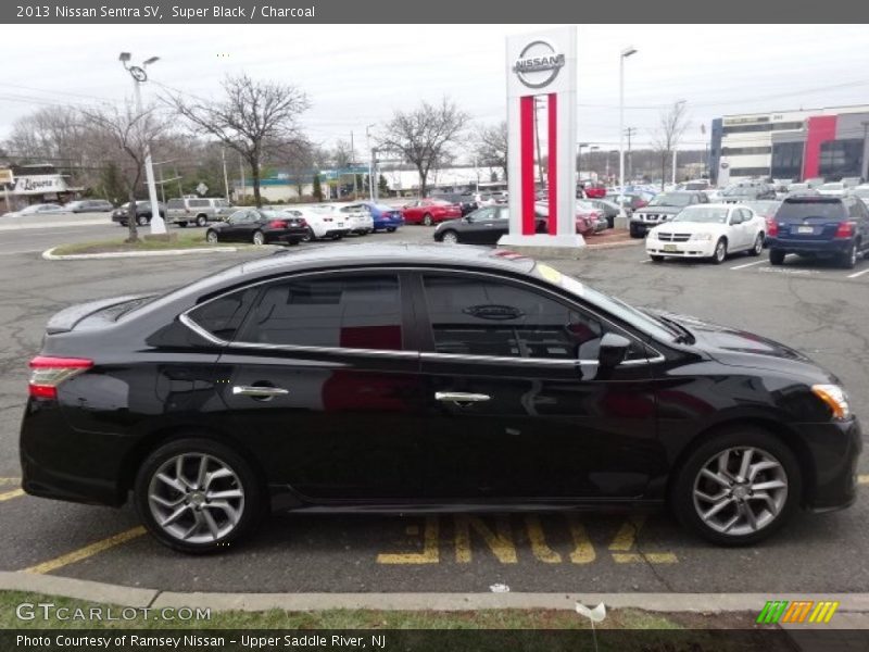 Super Black / Charcoal 2013 Nissan Sentra SV