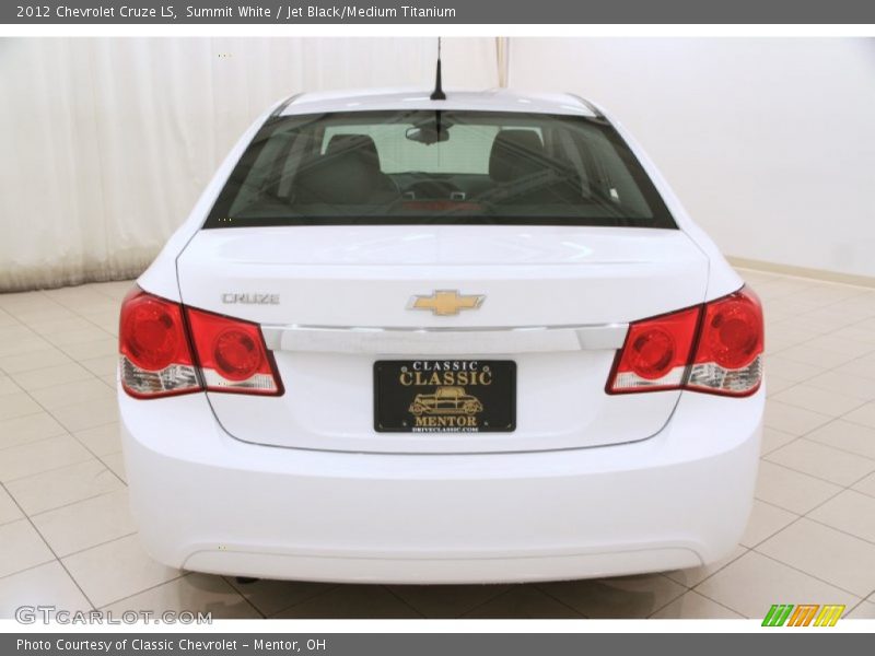 Summit White / Jet Black/Medium Titanium 2012 Chevrolet Cruze LS