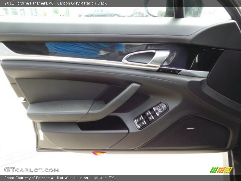 Door Panel of 2011 Panamera V6