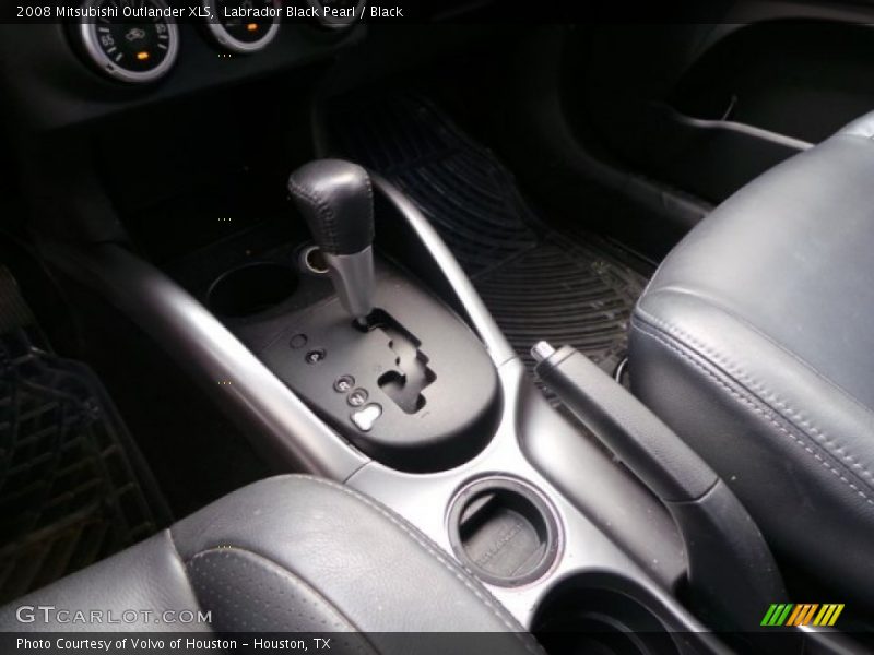Labrador Black Pearl / Black 2008 Mitsubishi Outlander XLS