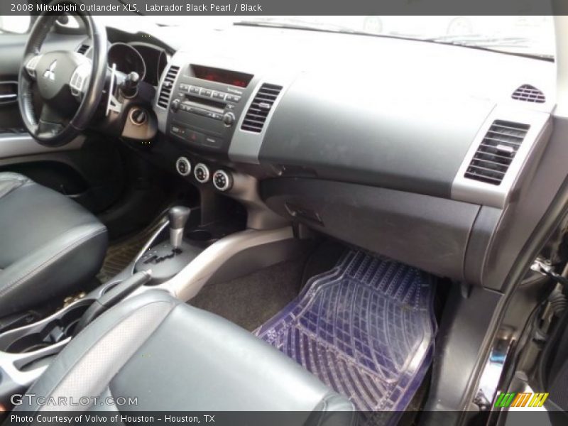 Labrador Black Pearl / Black 2008 Mitsubishi Outlander XLS
