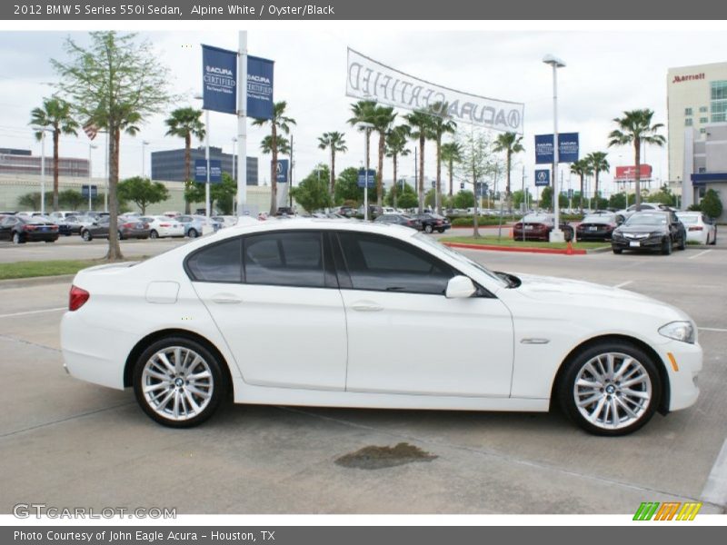 Alpine White / Oyster/Black 2012 BMW 5 Series 550i Sedan