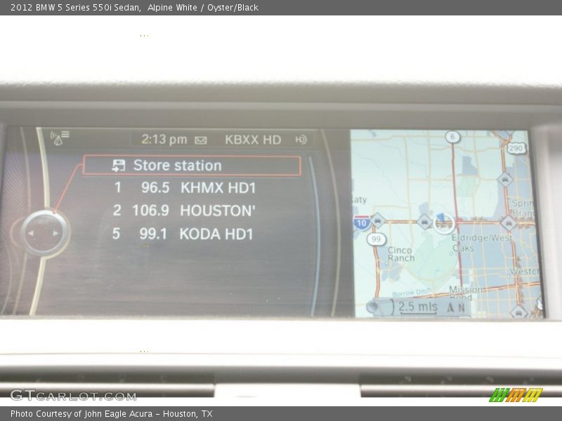 Alpine White / Oyster/Black 2012 BMW 5 Series 550i Sedan