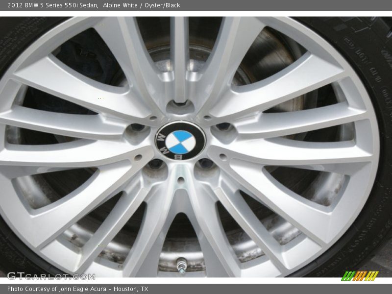 Alpine White / Oyster/Black 2012 BMW 5 Series 550i Sedan