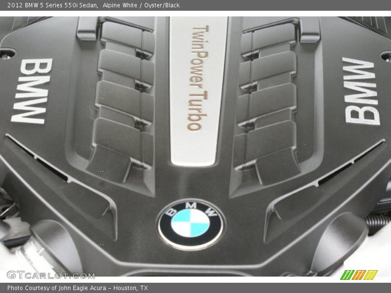 Alpine White / Oyster/Black 2012 BMW 5 Series 550i Sedan