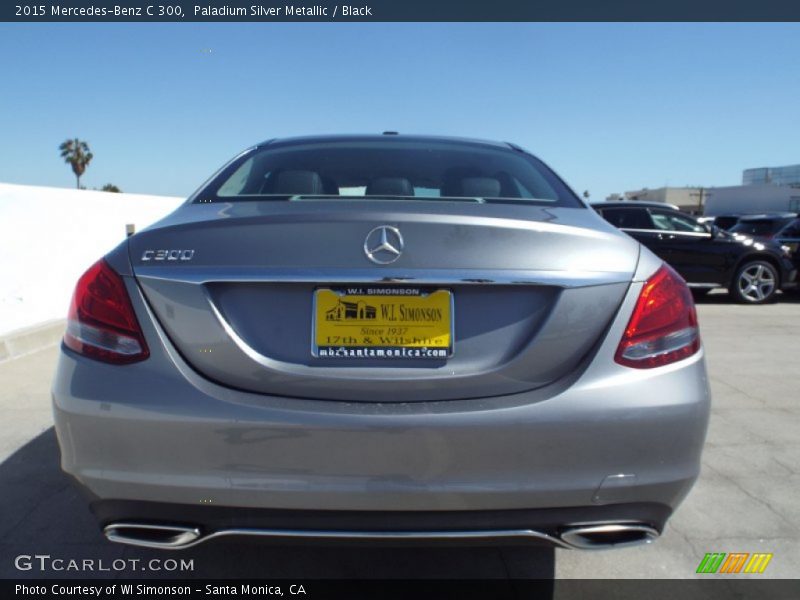 Paladium Silver Metallic / Black 2015 Mercedes-Benz C 300