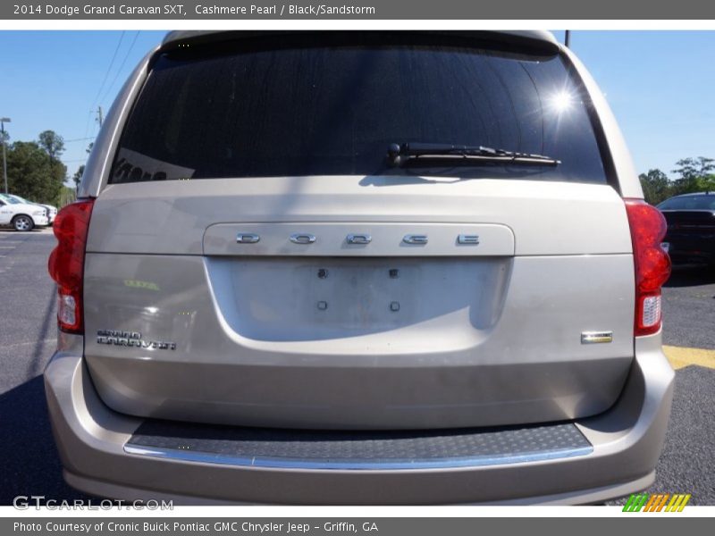Cashmere Pearl / Black/Sandstorm 2014 Dodge Grand Caravan SXT