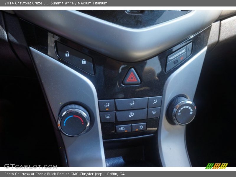 Summit White / Medium Titanium 2014 Chevrolet Cruze LT