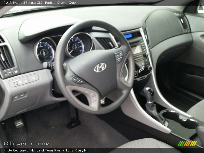 Radiant Silver / Gray 2013 Hyundai Sonata GLS