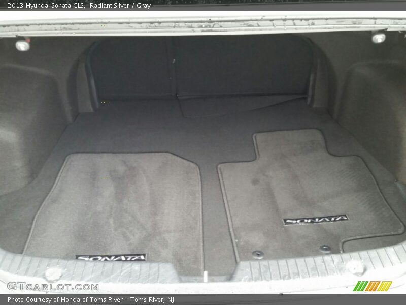Radiant Silver / Gray 2013 Hyundai Sonata GLS