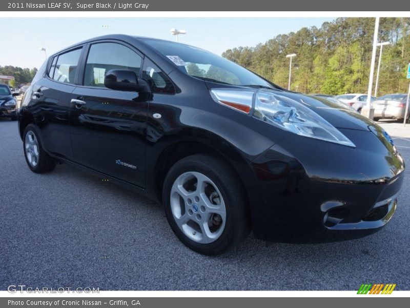 Super Black / Light Gray 2011 Nissan LEAF SV