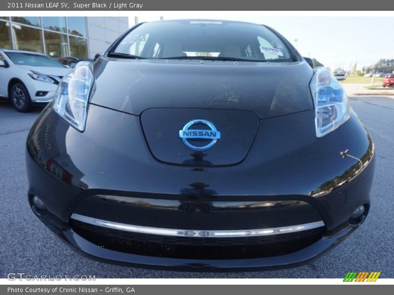 Super Black / Light Gray 2011 Nissan LEAF SV