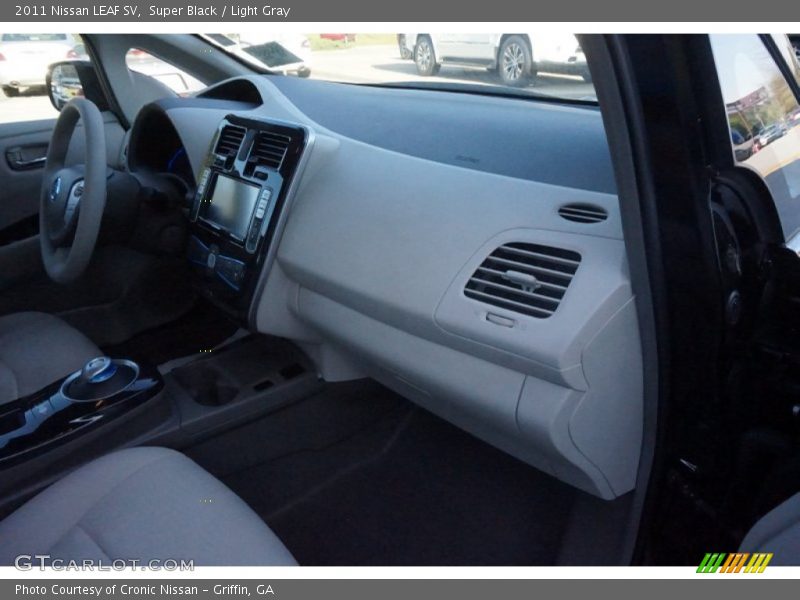 Super Black / Light Gray 2011 Nissan LEAF SV