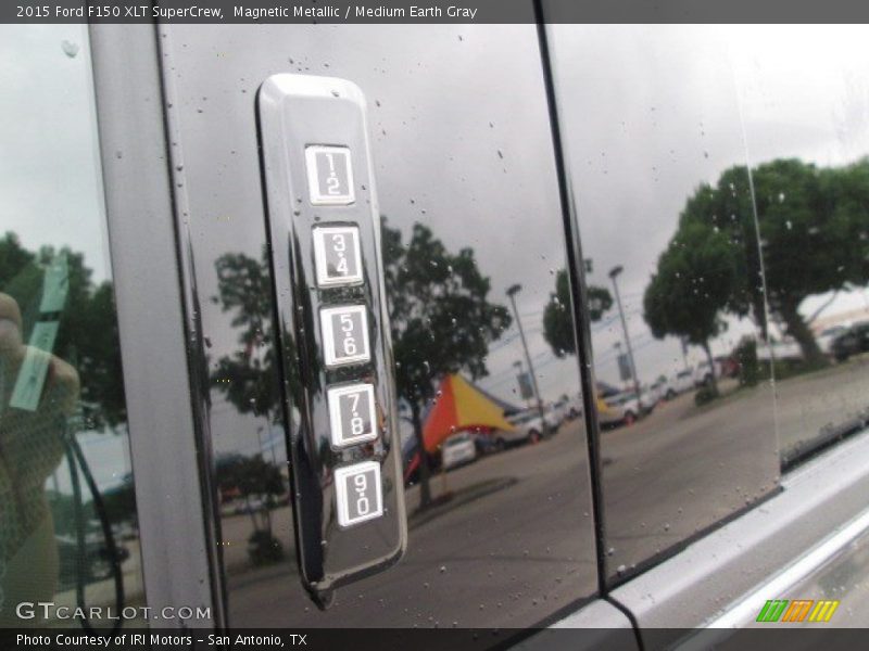 Magnetic Metallic / Medium Earth Gray 2015 Ford F150 XLT SuperCrew
