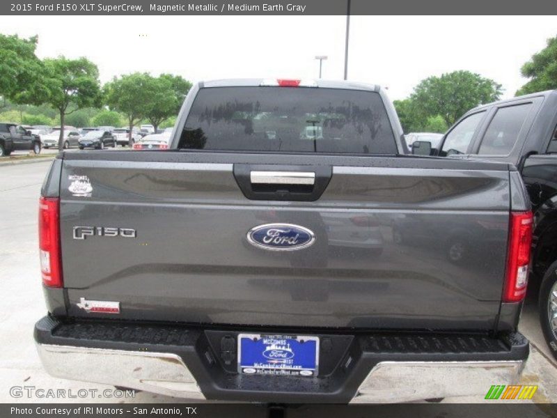 Magnetic Metallic / Medium Earth Gray 2015 Ford F150 XLT SuperCrew
