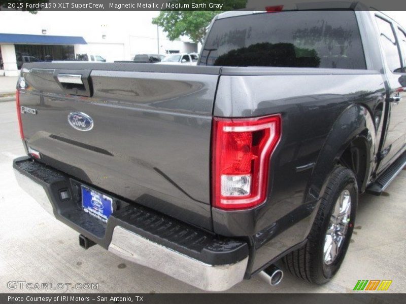 Magnetic Metallic / Medium Earth Gray 2015 Ford F150 XLT SuperCrew