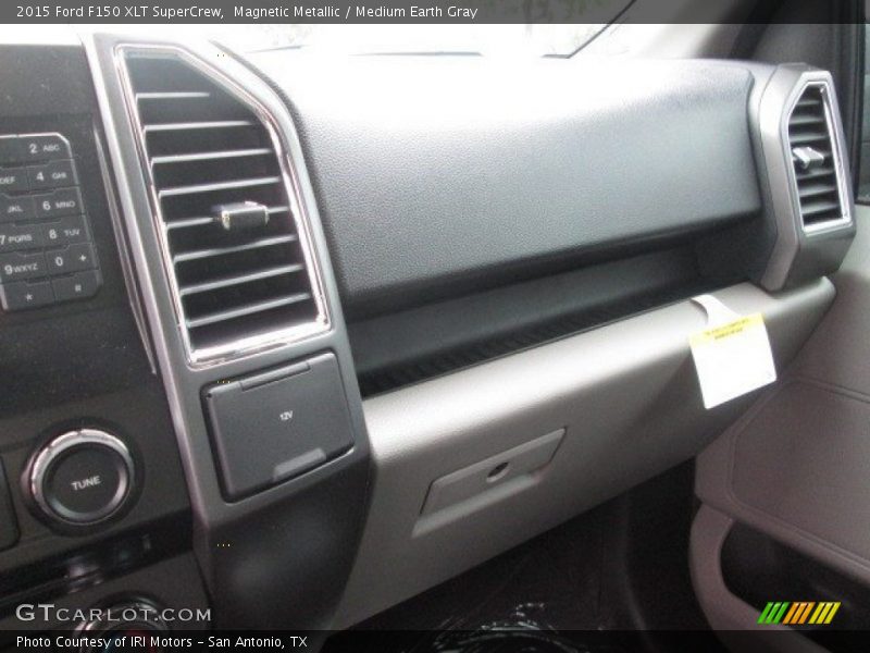Magnetic Metallic / Medium Earth Gray 2015 Ford F150 XLT SuperCrew